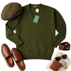 Alan Paine 100% Lambswool V-Neck Sweater UK 44 Loden Green Pullover NWT